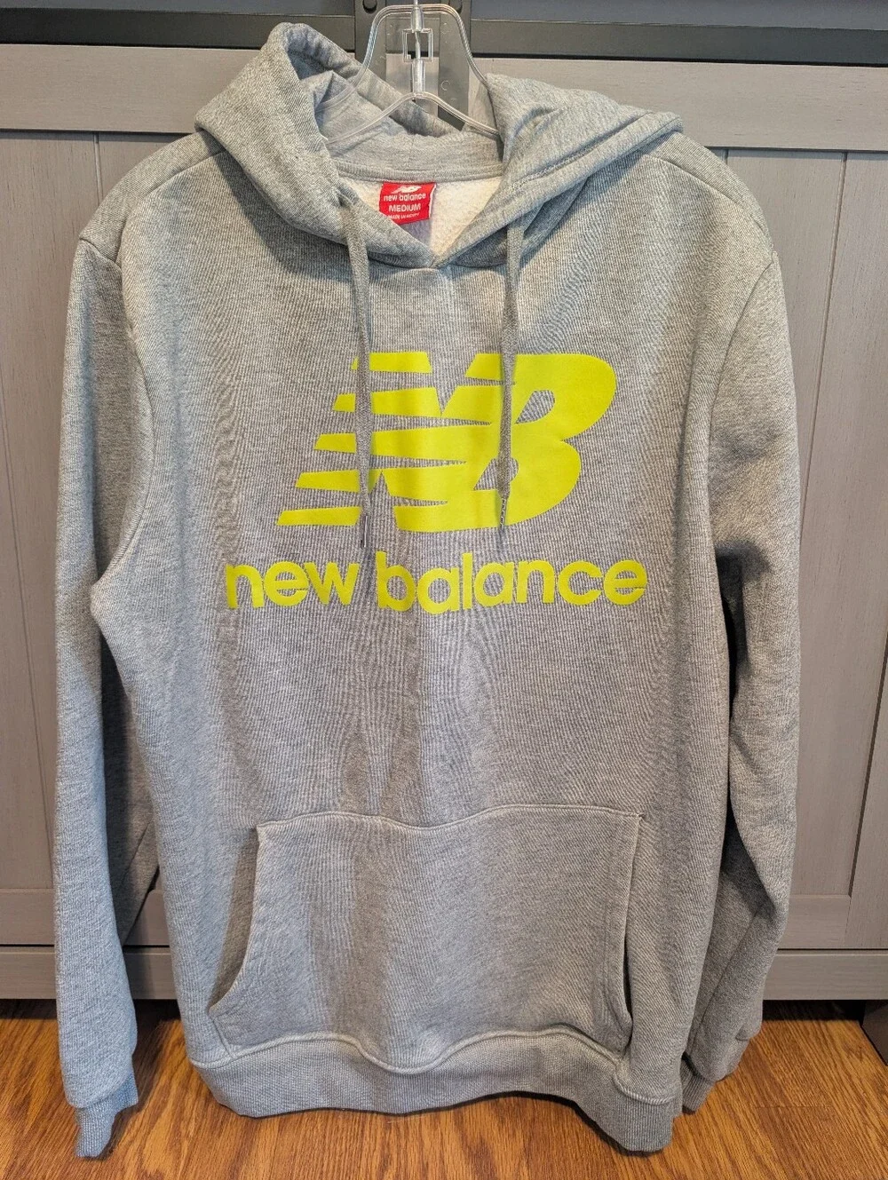 Men's New Balance Hybrid Jacket & Hoodies. Sz Medium.